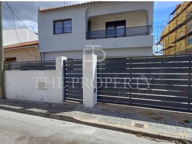 à venda Casa Exclusiva, Foros da Amora, Seixal, Setúbal