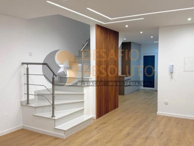 à venda Casa de alto padrão de 115 m2, Sesimbra, Setúbal