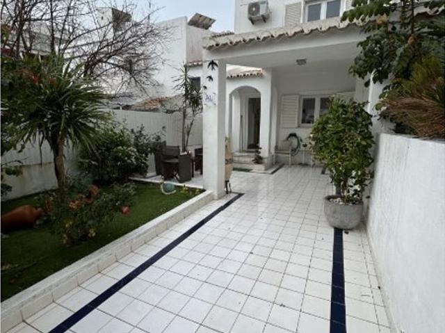 à venda Casa Exclusiva, Montechoro, Albufeira, Faro