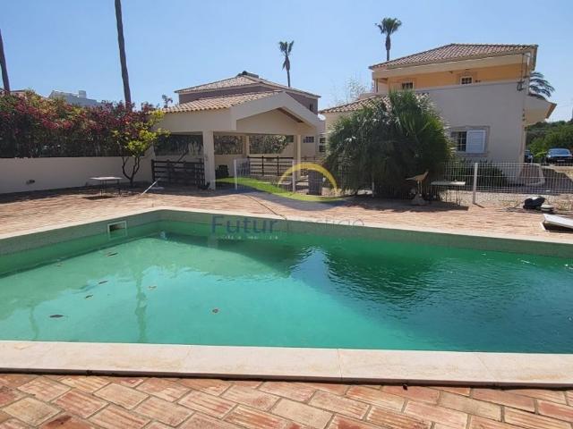 à venda Casa Exclusiva, Areeiro, Loulé, Faro