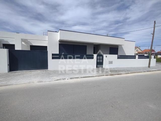 à venda Casa Exclusiva de 152 m2, Seixal, Setúbal