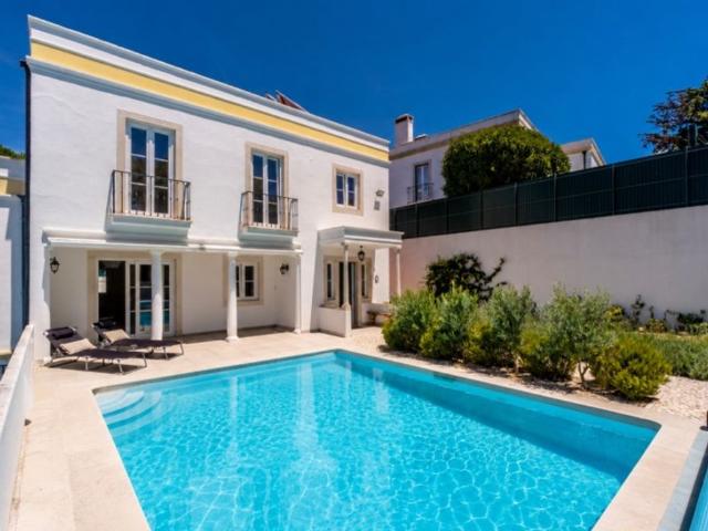 à venda Casa Exclusiva de 180 m2, Cascais, Lisboa