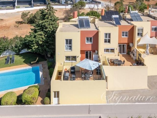 à venda Casa Exclusiva de 193 m2, Loulé, Portugal