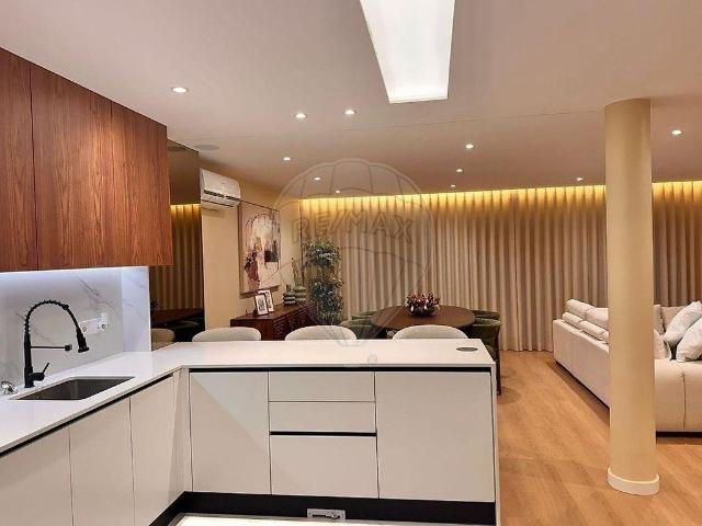 à venda Casa Exclusiva de 194 m2, Esposende, Braga