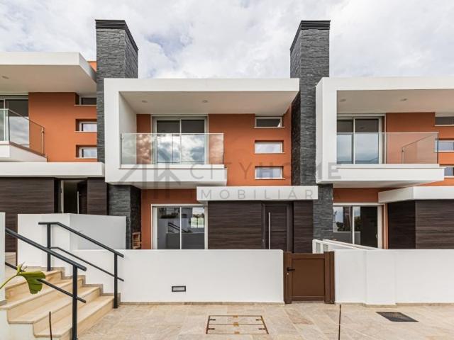 à venda Casa Exclusiva de 111 m2, Branqueira, Albufeira, Faro