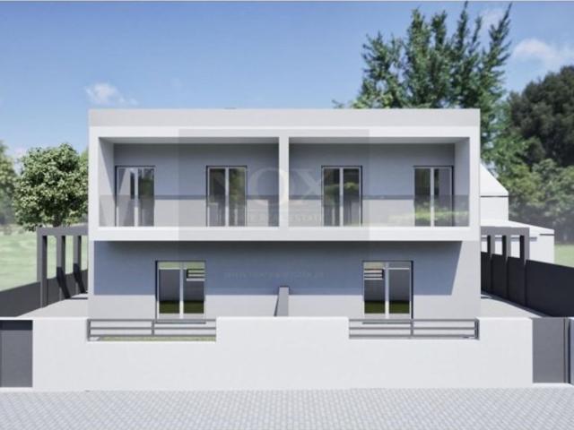 à venda Casa Exclusiva de 128 m2, Seixal, Setúbal