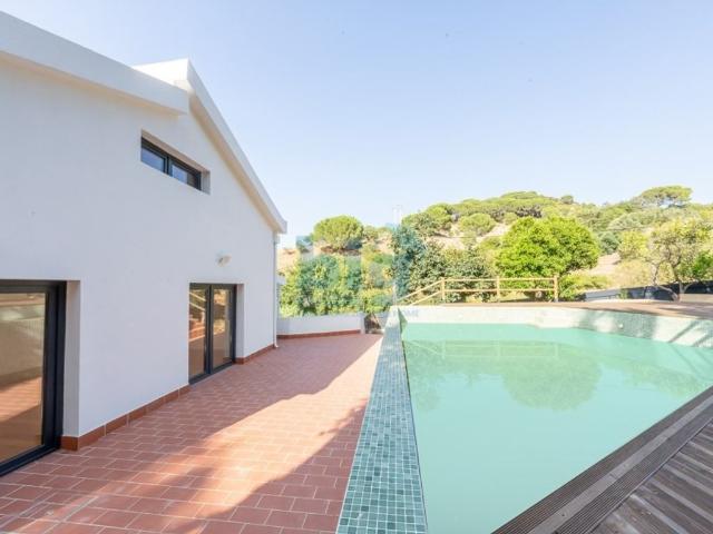 à venda Casa Exclusiva de 260 m2, Setúbal