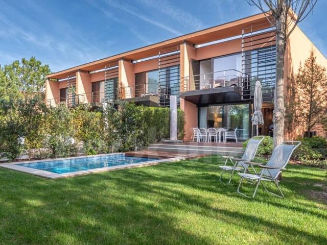 à venda Casa Exclusiva de 200 m2, Troia, Tróia, Setúbal