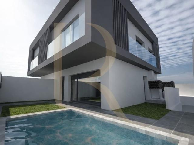 à venda Casa Exclusiva de 206 m2, Seixal, Portugal