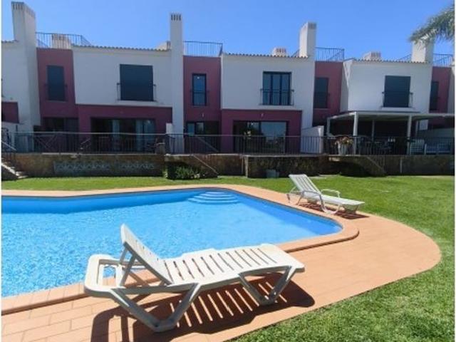 à venda Casa Exclusiva de 210 m2, Guia, Albufeira, Faro