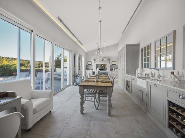 à venda Casa Exclusiva de 215 m2, Silves, Portugal