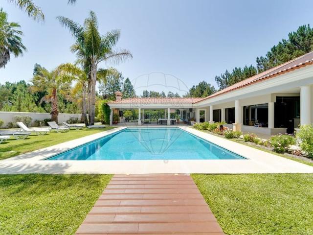 à venda Casa Exclusiva de 348 m2, Vagos, Aveiro