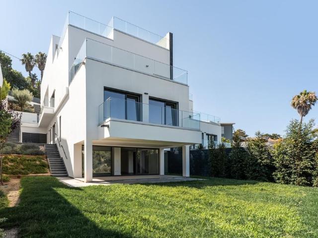 à venda Casa Exclusiva de 350 m2, Cascais, Lisboa