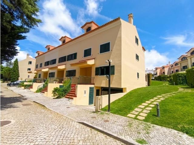 à venda Casa Exclusiva de 320 m2, Sintra, Portugal