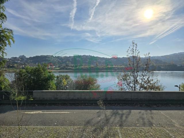 à venda Casa Exclusiva de 440 m2, Gondomar, Portugal