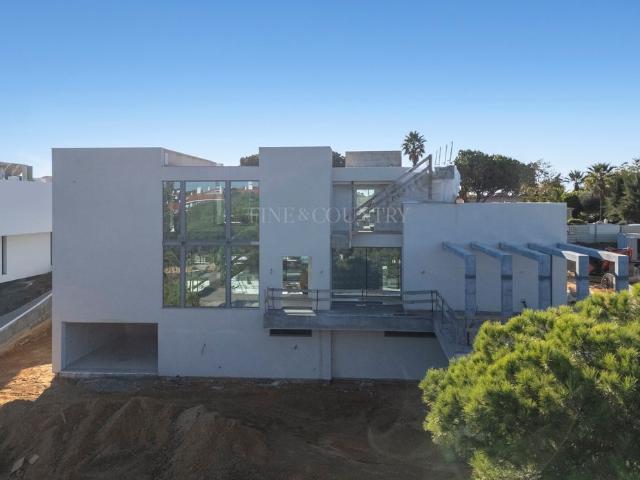 à venda Casa Exclusiva de 665 m2, Vila Sol, Portugal