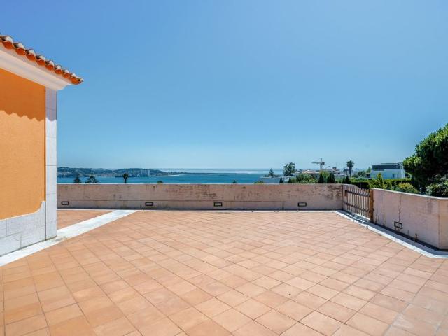 à venda Casa Exclusiva de 600 m2, Algés, Linda a Velha e Cruz Quebrada Dafundo, Portugal