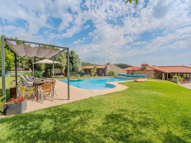 à venda Casa Exclusiva de 820 m2, Barcelos, Braga