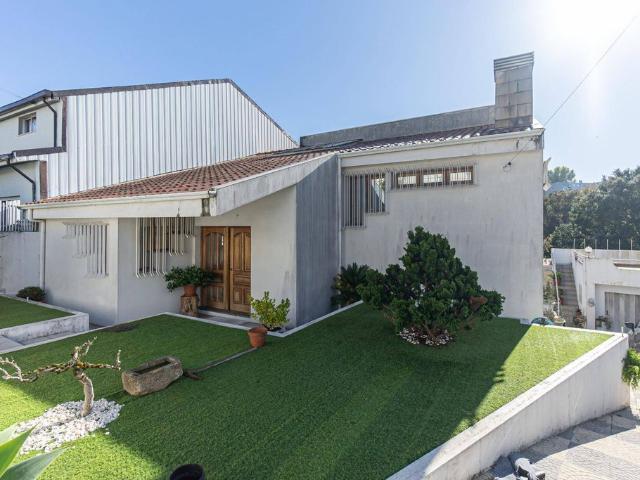 à venda Casa Exclusiva, Gondomar, Porto