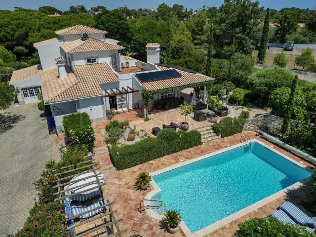 à venda Casa Exclusiva, Lagoa e Carvoeiro, Lagoa, Faro