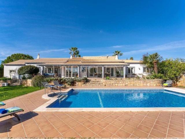 à venda Casa Exclusiva, Lagoa e Carvoeiro, Lagoa, Faro