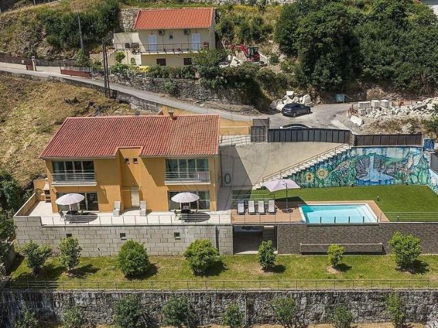à venda Casa Exclusiva, Terras de Bouro, Braga