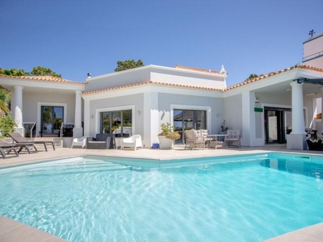à venda Casa de 260 m2, Varandas do Lago, Loulé, Faro
