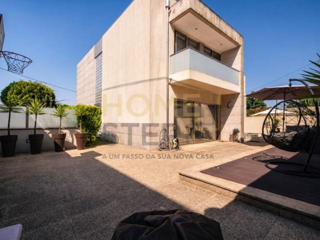 à venda Casa Exclusiva, Vila Nova de Gaia, Portugal