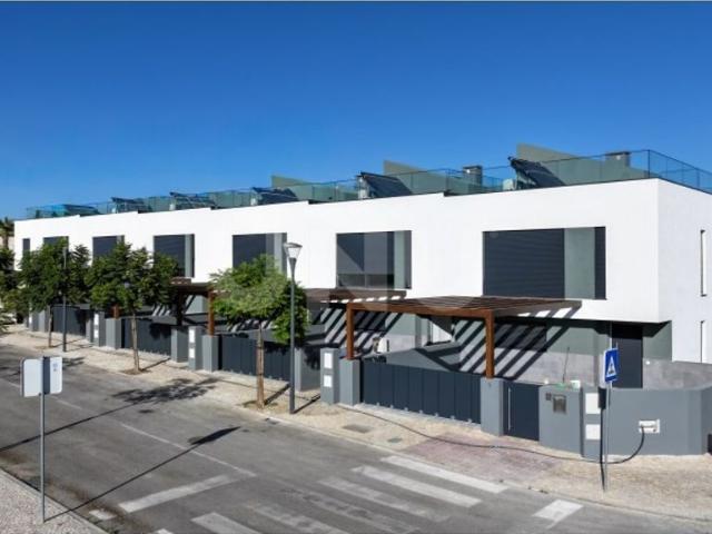 à venda Casa Exclusiva de 389 m2, Marchil, Faro
