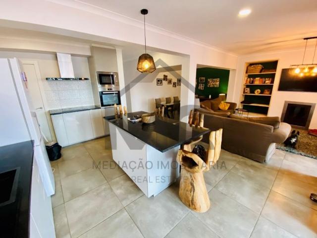 à venda Casa Exclusiva de 194 m2, Portimão, Faro