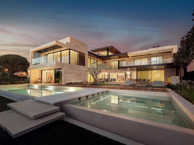 à venda Cobertura de alto padrão de 486 m2, Quinta do Lago, Loulé, Faro