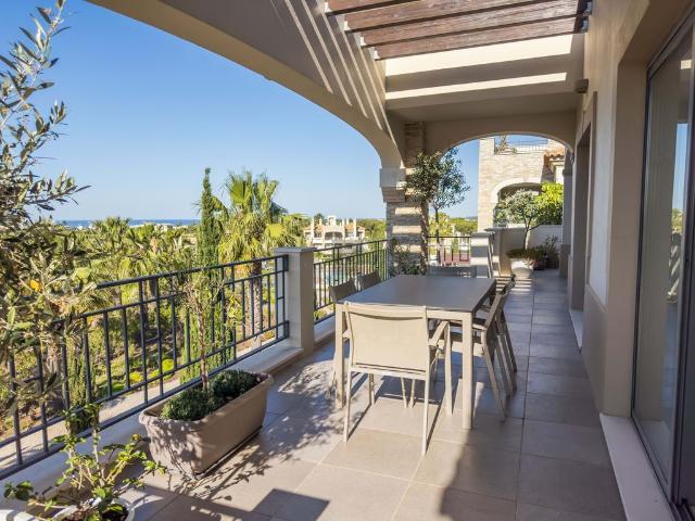 à venda Cobertura de alto padrão de 190 m2, Vilamoura, Portugal