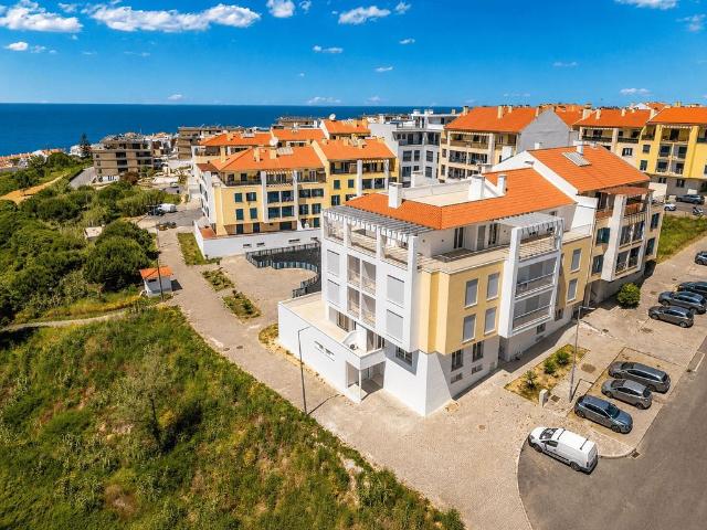 à venda Cobertura de alto padrão de 198 m2, Mafra, Portugal
