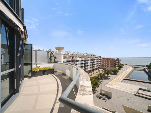 à venda Cobertura de alto padrão, Lisboa, Portugal
