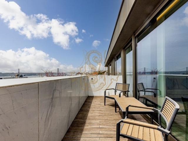 à venda Cobertura de luxo de 151 m2, Lisboa, Portugal