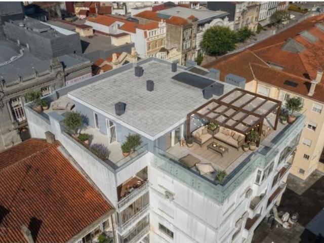 à venda Cobertura de luxo de 360 m2, Braga, Portugal