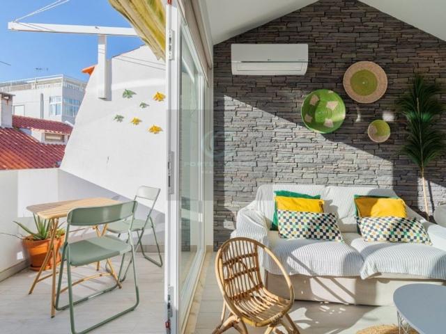 à venda Duplex de alto padrão de 55 m2, Centro, Sesimbra, Setúbal