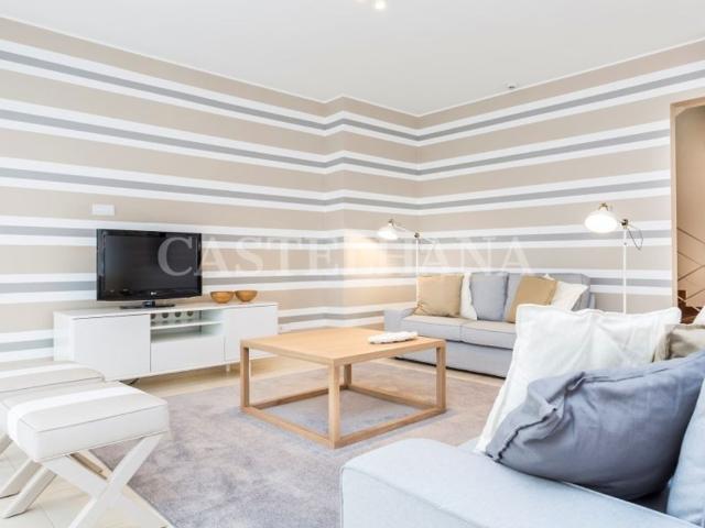 à venda Duplex de alto padrão de 213 m2, Vilamoura, Loulé, Faro