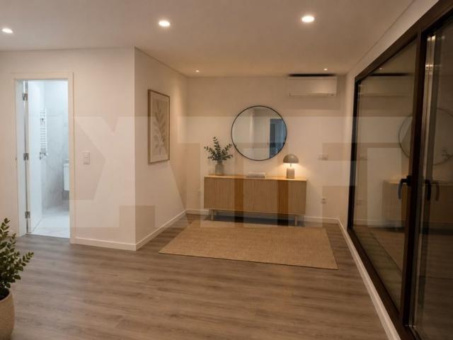 à venda Duplex de alto padrão de 270 m2, Montijo, Portugal