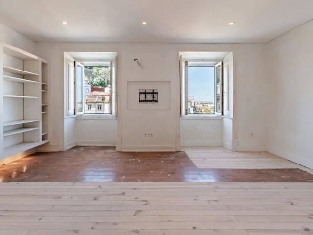 à venda Duplex de alto padrão de 300 m2, São Vicente, Madeira