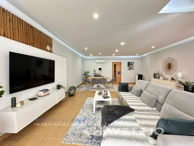 à venda Duplex de luxo de 181 m2, Tomar, Portugal