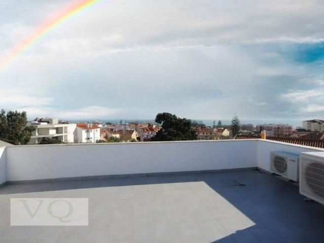 à venda Duplex de luxo de 188 m2, Parede Centro, Cascais e Estoril, Cascais, Lisboa
