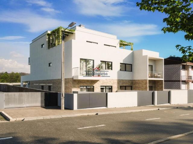 à venda Duplex de alto padrão de 284 m2, Valongo, Portugal