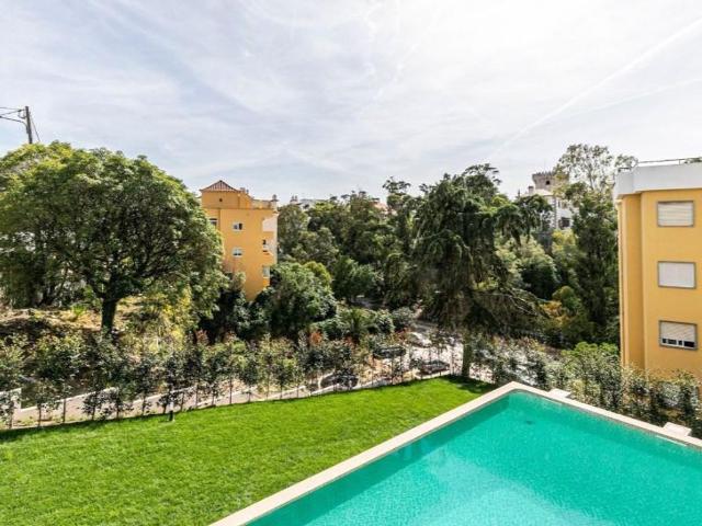 à venda Duplex de luxo de 352 m2, Cascais e Estoril, Cascais, Lisboa