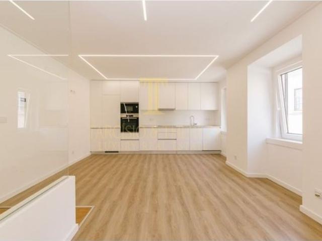à venda Duplex de luxo de 80 m2, Paco de Arcos, Oeiras, Lisboa