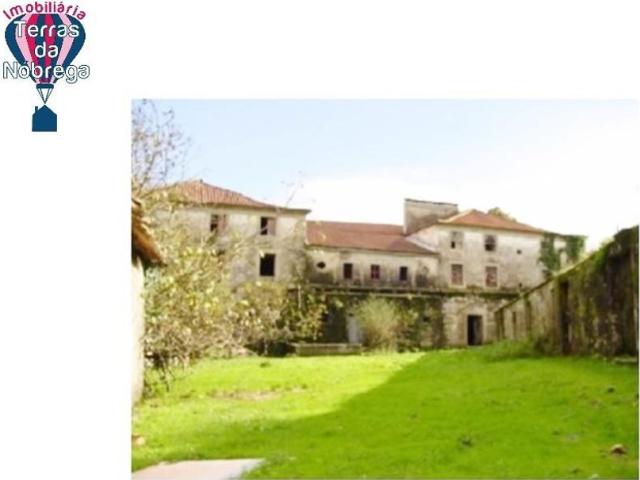 à venda Exclusiva casa de campo de 1440 m2, Ponte da Barca, Viana do Castelo
