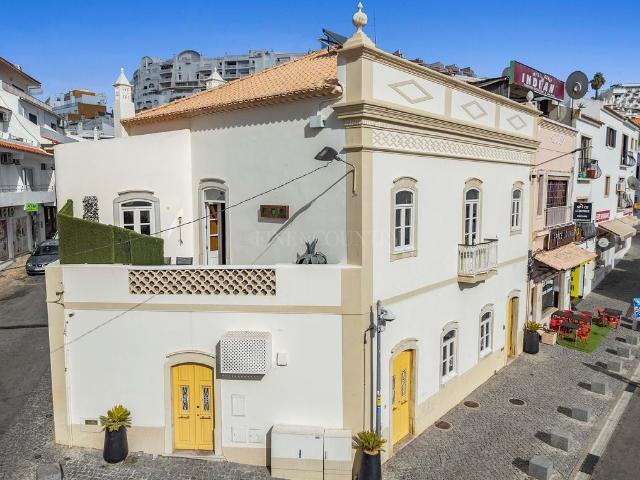 à venda Exclusiva casa geminada, Albufeira e Olhos de Água, Albufeira, Faro
