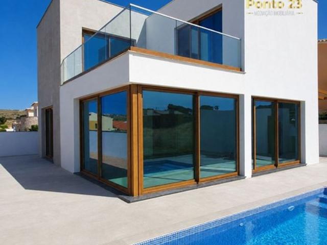 à venda Exclusiva mansão de 3 dormitórios, Vila de Porto Santo, Portugal