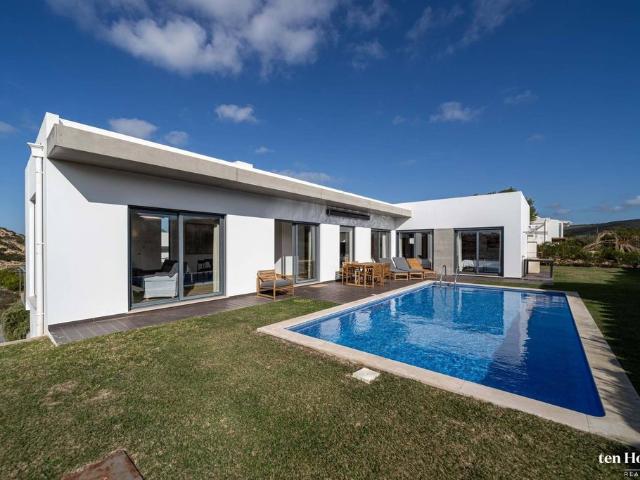 à venda Exclusiva mansão de 3 dormitórios, Bordeira, Portugal