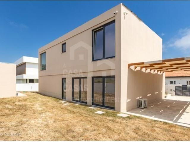à venda Exclusiva mansão de 3 dormitórios, Ericeira, Portugal